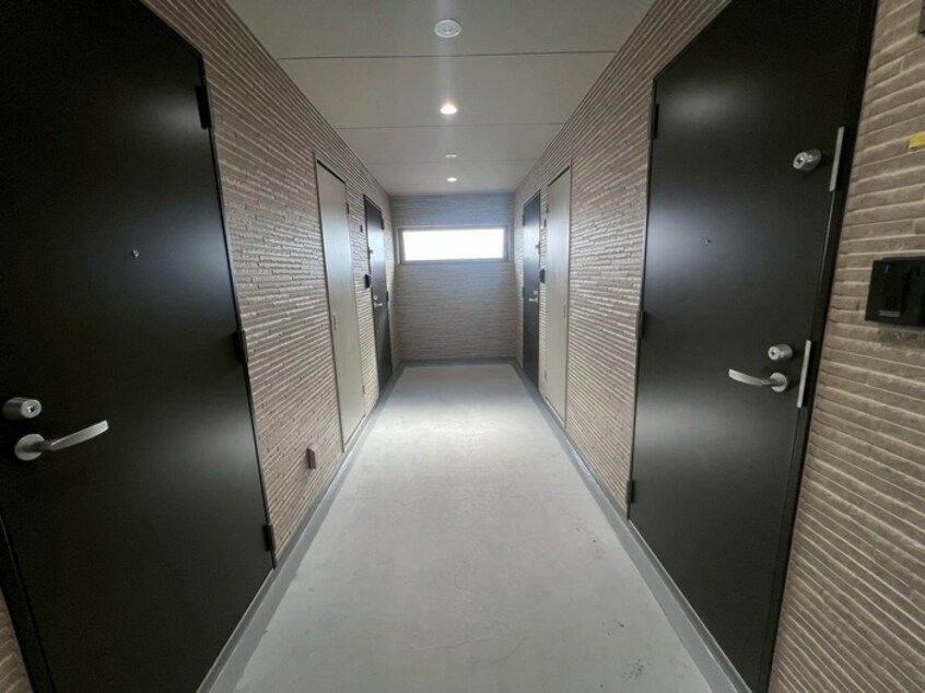 建築中 ウェルスクエア茨木駅前