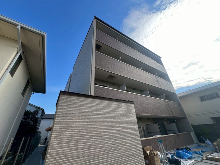 建築中 ウェルスクエア茨木駅前