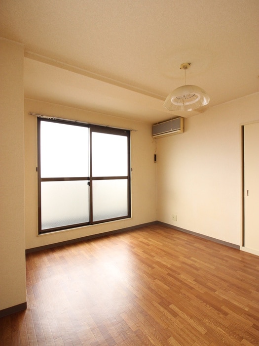 居室 プレアール古川橋