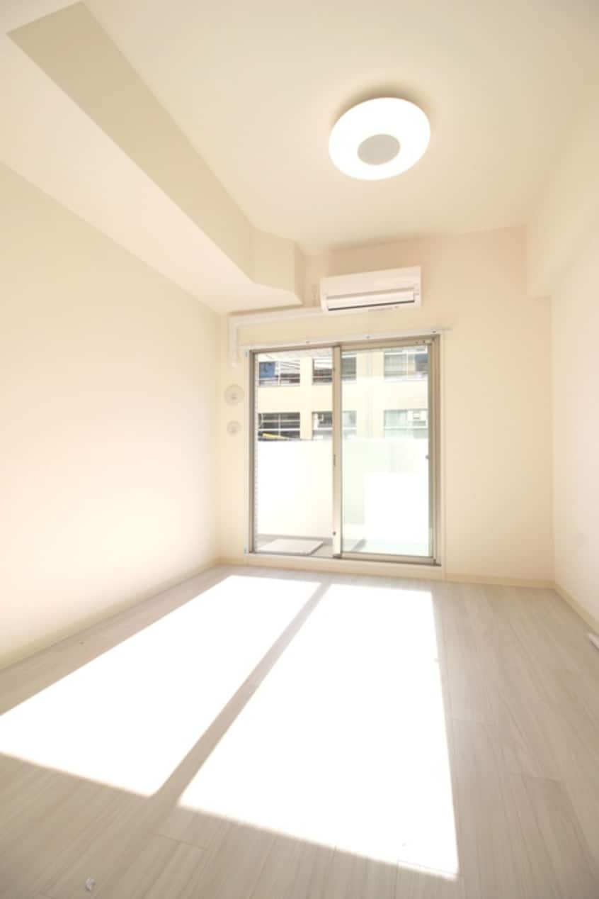 居室 プレサンスOSAKA三国ﾈｵｽ（203）