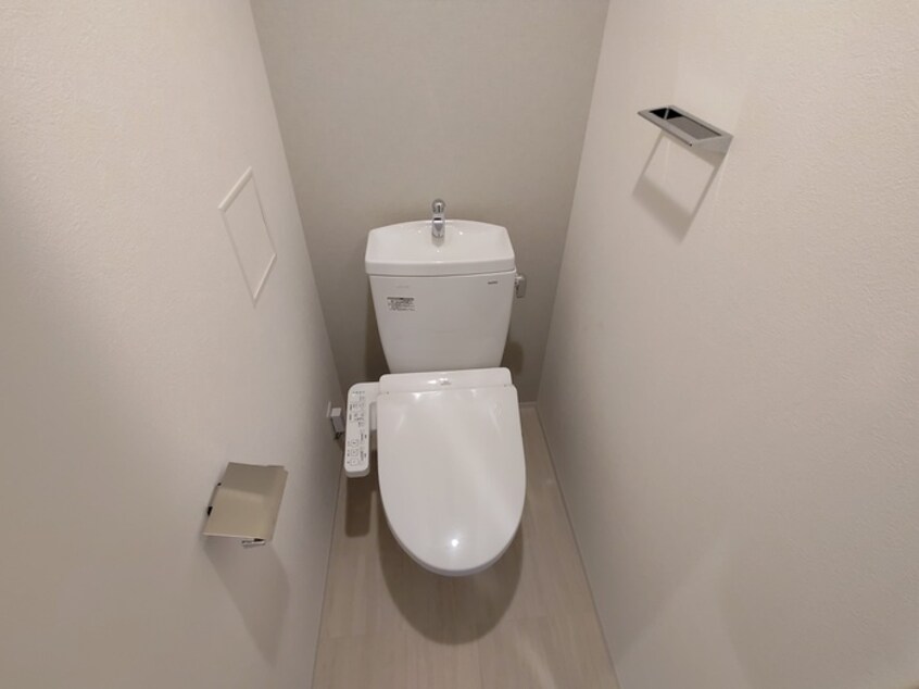 トイレ MAXIV CROS 江坂（527）