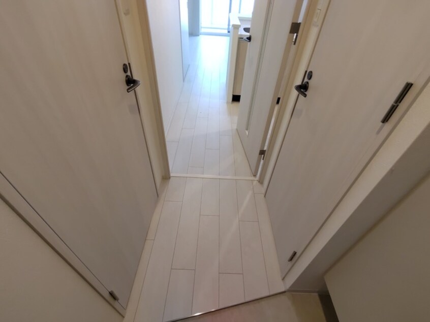 廊下 MAXIV CROS 江坂（527）