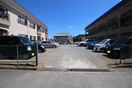 駐車場 日晴ハイツＢ棟