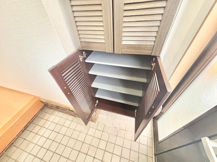 靴箱 茄子作東町一戸建貸家