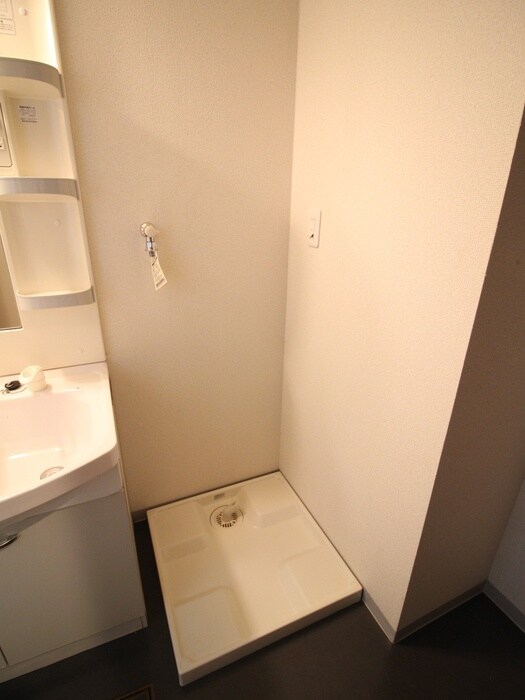 洗濯機置場 Ｂｒｉｃｋ　ｙａｒｄ