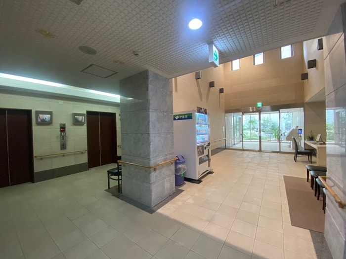 エントランス部分 ﾏｽﾀｰｽﾞﾏﾝｼｮﾝひまわり