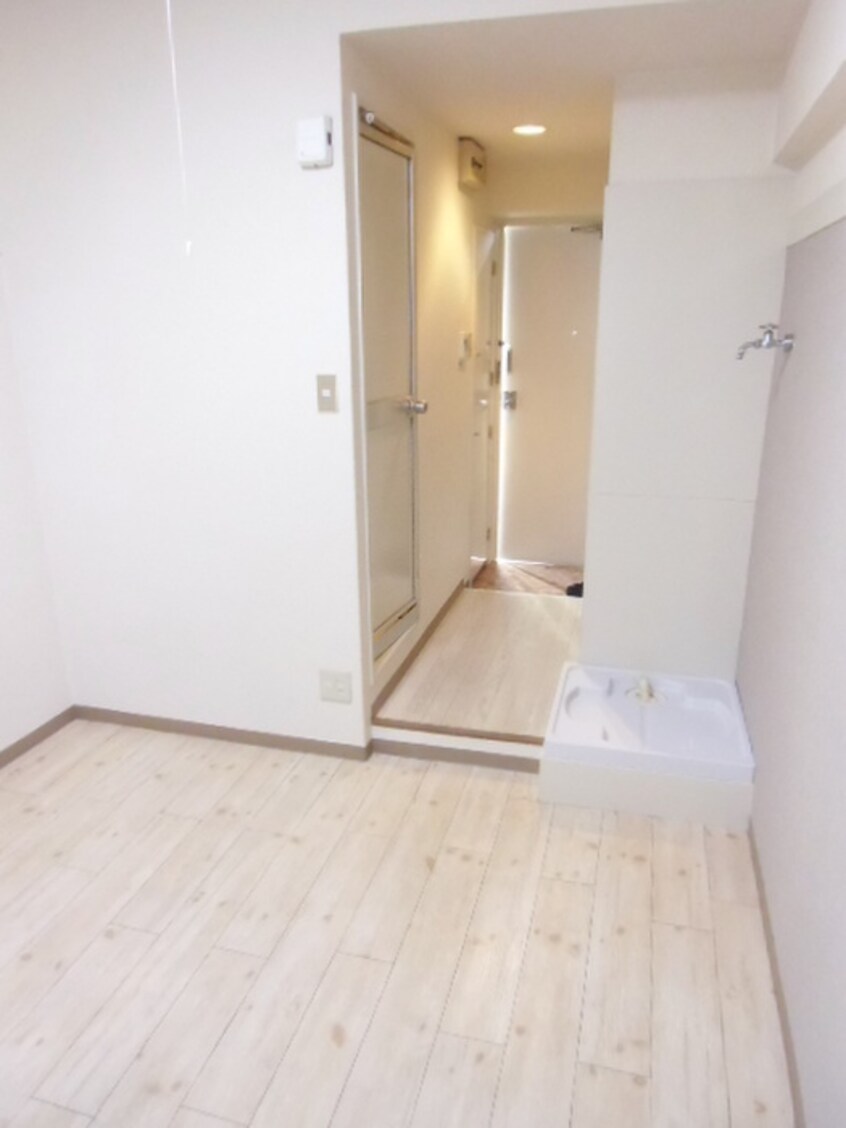 居室 ラパンジ－ル九条