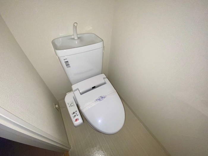 トイレ ｴ-ﾙﾘﾍﾞﾙﾃ大阪ＷＥＳＴ