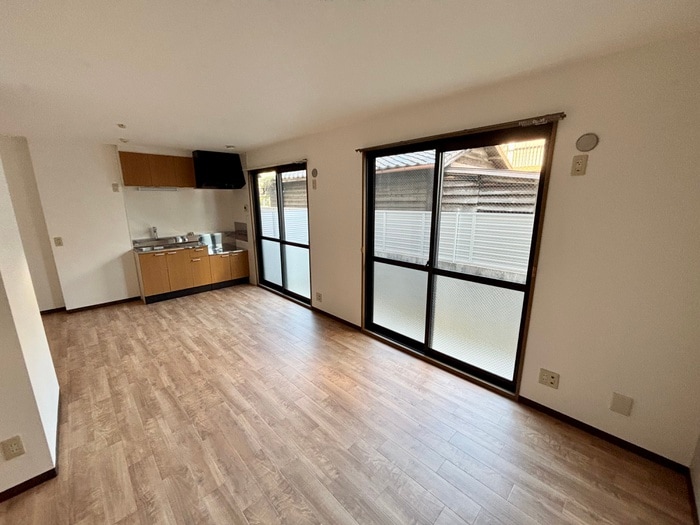 居室 ヴァンテ－ヌ津門　１