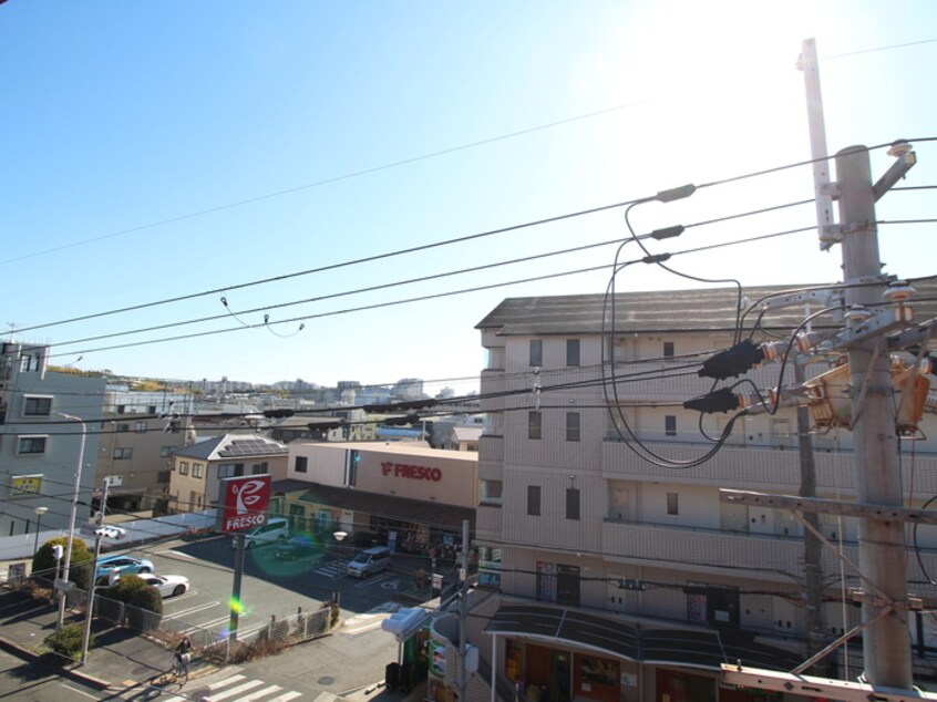 室内からの展望 千里ヒルトンハイム壱番街