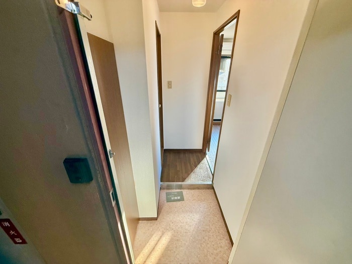 玄関 ﾘﾍﾞﾗﾙ２１