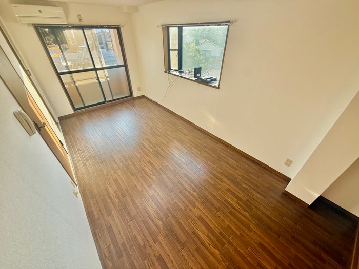 居室 ﾘﾍﾞﾗﾙ２１