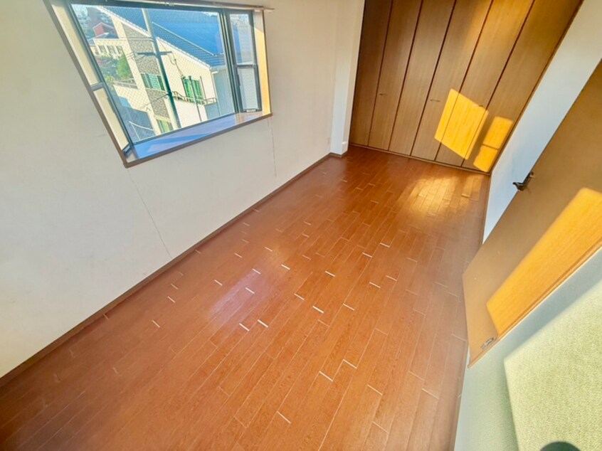 居室 ﾘﾍﾞﾗﾙ２１