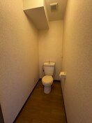 トイレ グリ－ンコ－ト川西