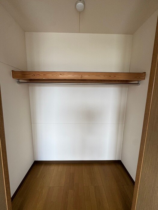 収納 グリ－ンコ－ト川西