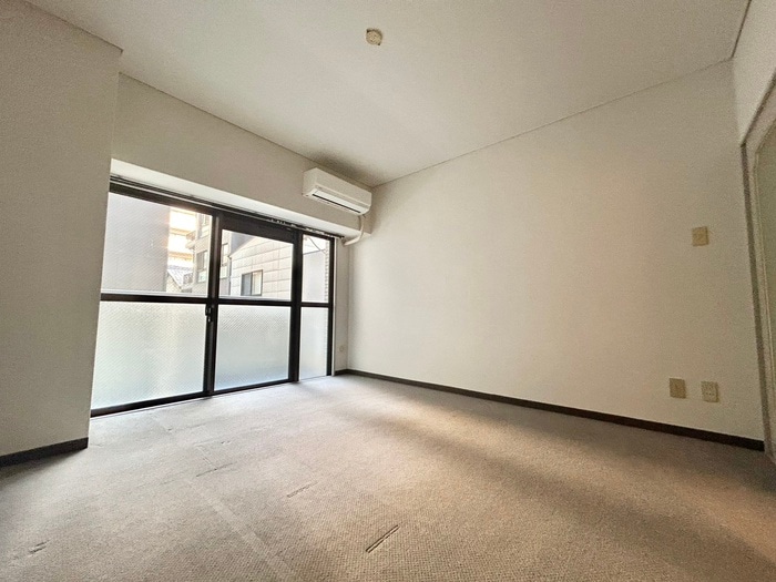 居室 ﾗｲｵﾝｽﾞﾏﾝｼｮﾝ京都三条（２０３）