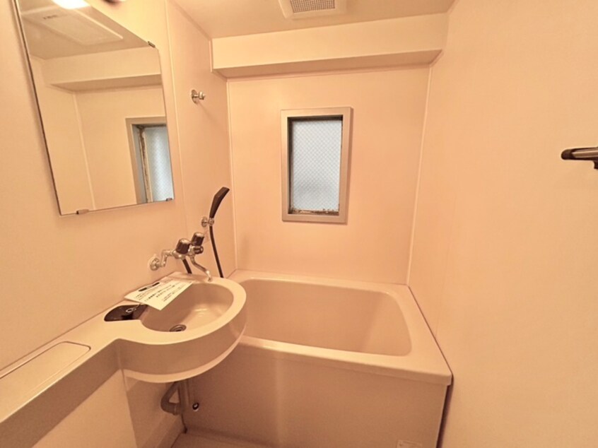 バス／シャワールーム等 ﾗｲｵﾝｽﾞﾏﾝｼｮﾝ京都三条（２０３）