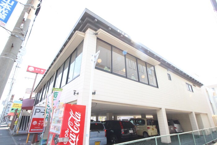 和食さと 布施長堂店(その他飲食（ファミレスなど）)まで360m すみれプラザ長堂