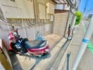 駐輪場 エストラビラ
