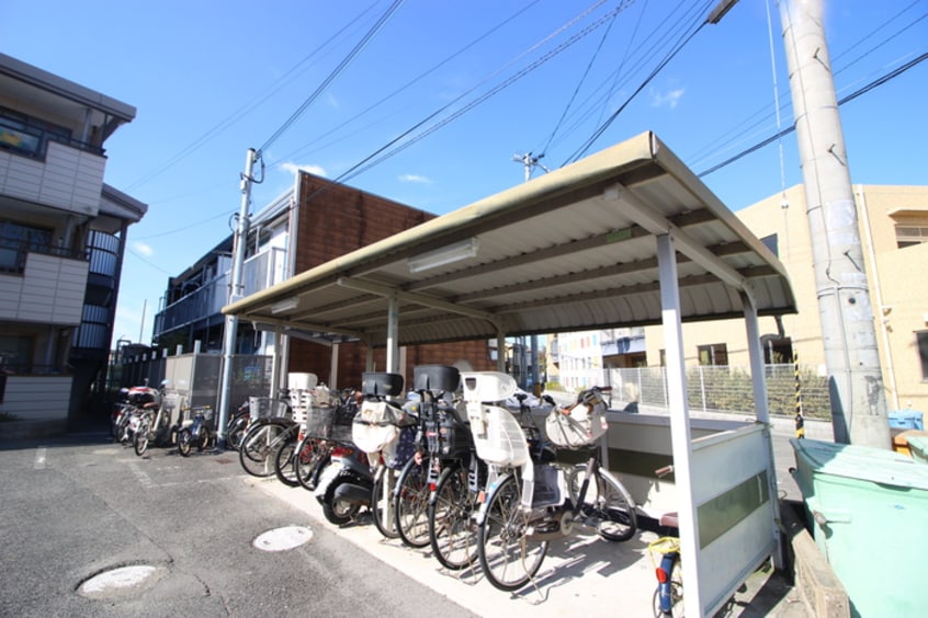 駐輪場 山内ハイツ