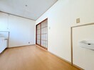 居室 山内ハイツ