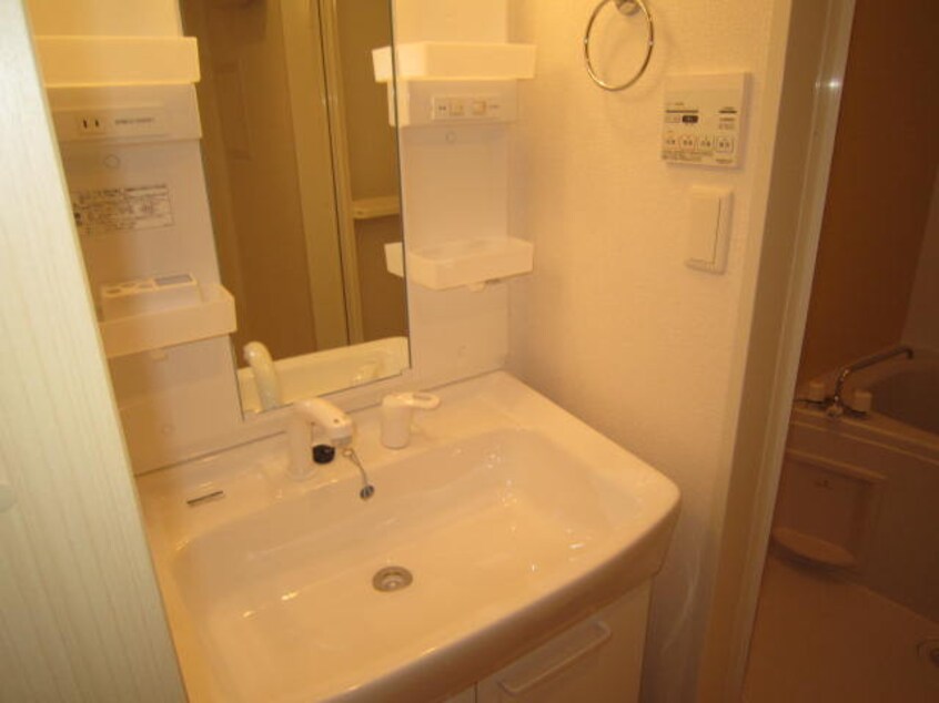 洗面 ヴィラパストラ－レ