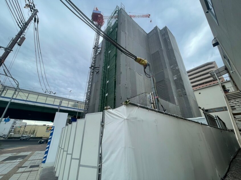 建築中 Ｅａｓｔｅｒｎ　Ｗｅｌｌｓ
