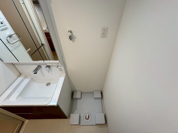 洗濯機置場 Ｅａｓｔｅｒｎ　Ｗｅｌｌｓ