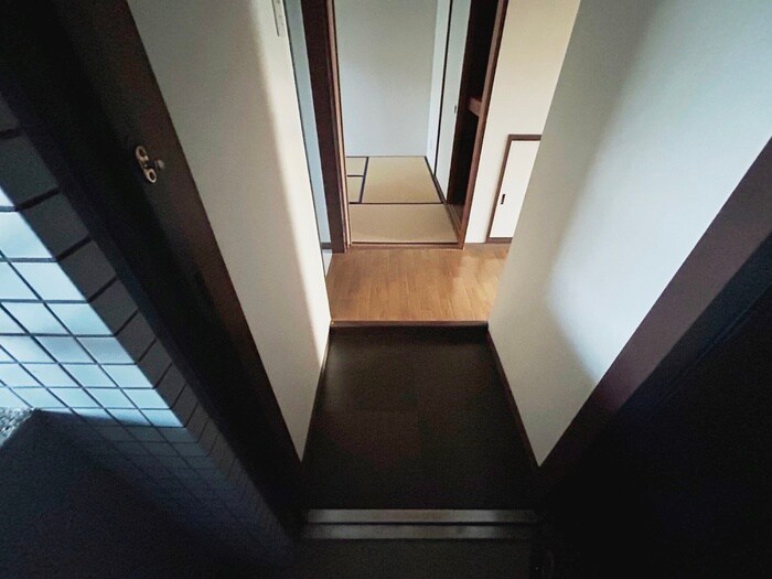 廊下 エクセルコ－ト桂