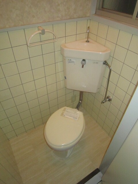 トイレ 亀井ハイツ