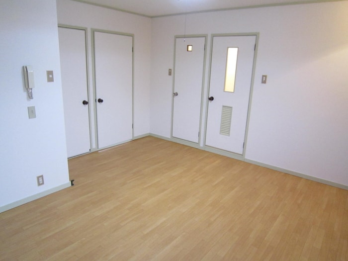 居室 長尾マンション