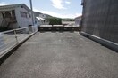 駐車場 ハイツノナカ