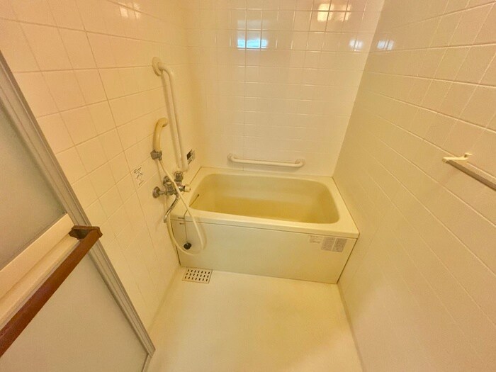 バス／シャワールーム等 エレガンス巽