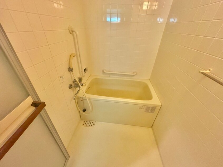 バス／シャワールーム等 エレガンス巽