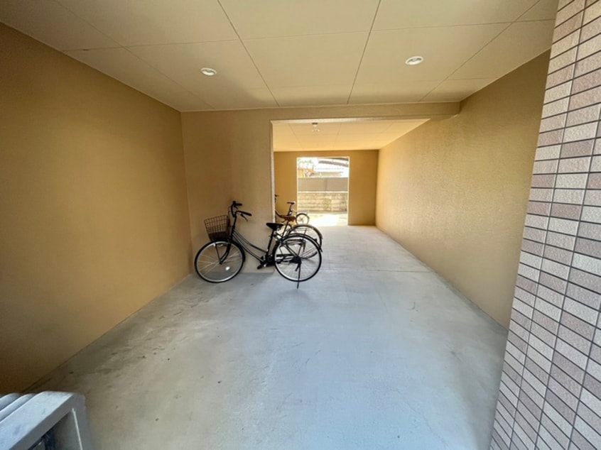 駐輪場 ポールスタラ