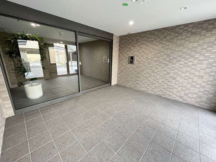 エントランス部分 Lu′CREW曽根西町