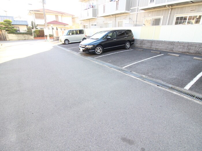 駐車場 ファーストプレイス松原