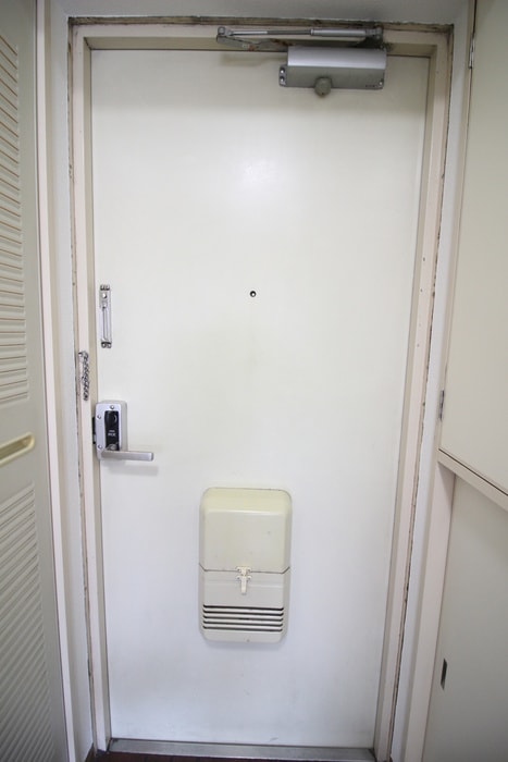 玄関 西北チェリーマンション