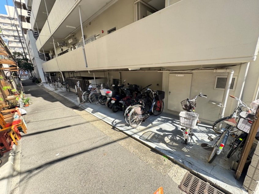 駐輪場 ロイヤル花隈（４－Ｂ）