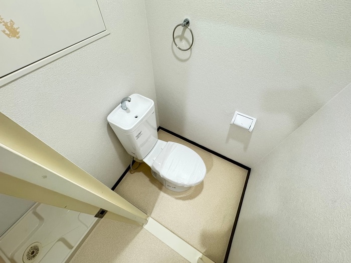 トイレ ロイヤル花隈（４－Ｂ）