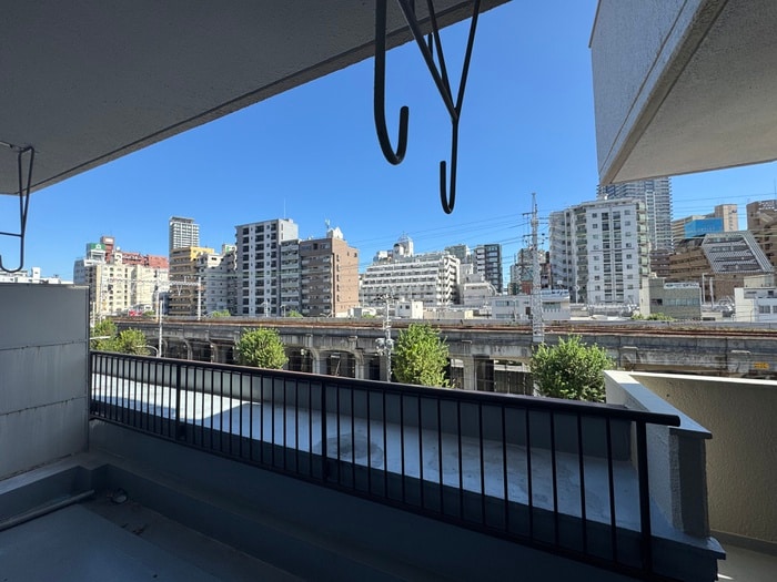 室内からの展望 ロイヤル花隈（４－Ｂ）