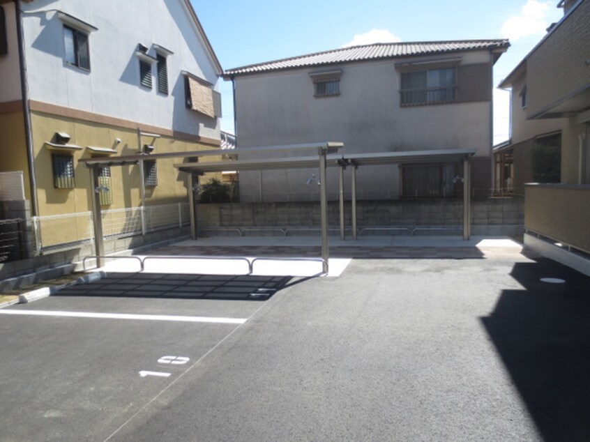 駐輪場 フィオーレ