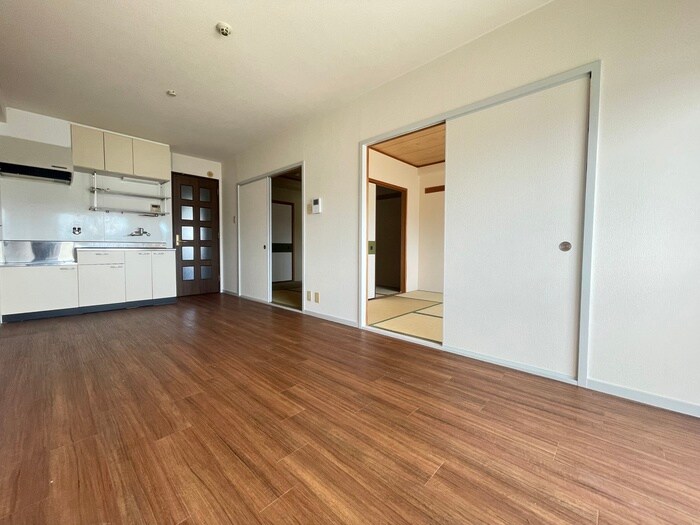 居室 アプティ3番館