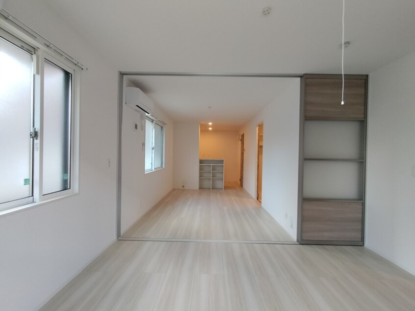 居室 プレガーレ中須佐