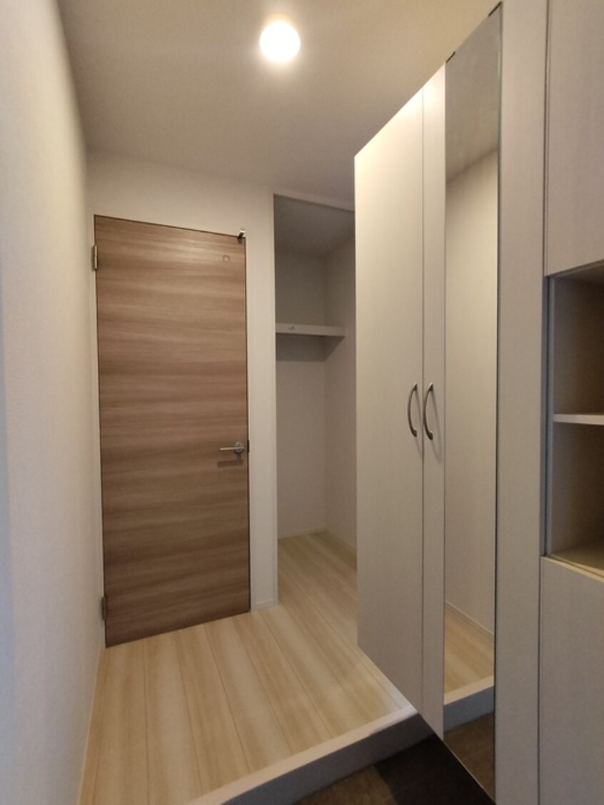 玄関 プレガーレ中須佐