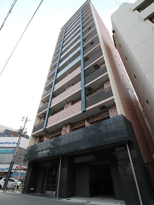 ﾗﾗﾌﾟﾚｲｽOSAKA WEST PRIME(704)