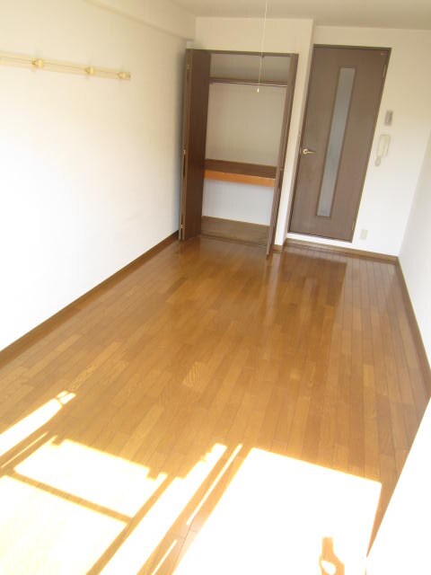 居室 コモドエスペシオ勝山