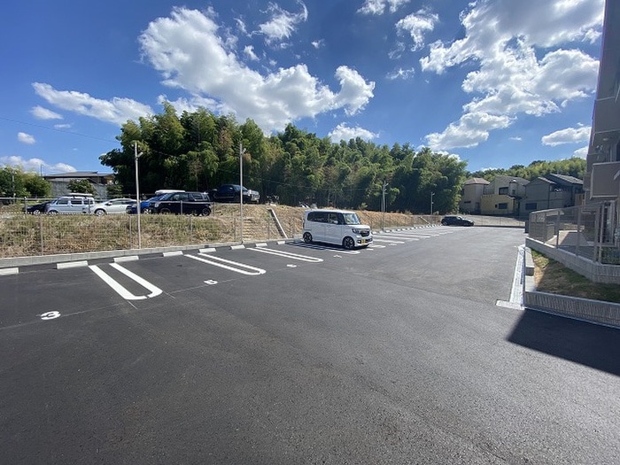 駐車場 D-ROOM　YOU