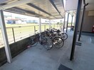 駐輪場 サンヒルズ箕面