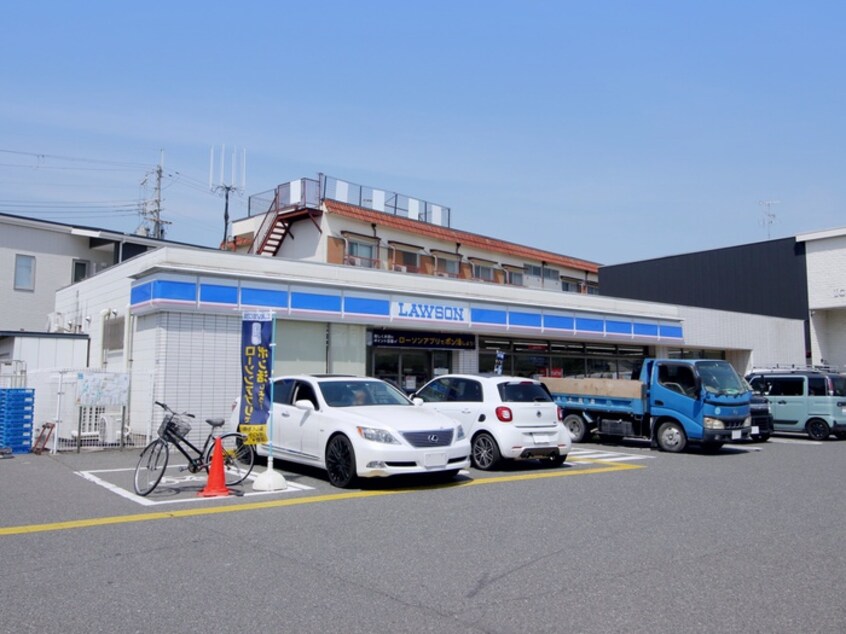 ローソン箕面外院三丁目店(コンビニ)まで499m サンヒルズ箕面